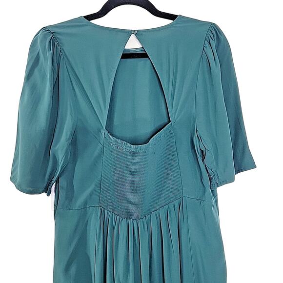 Old Navy Green Fit & Flare Dress Open Back Smocked L NWT Holiday - Picture 5 of 8